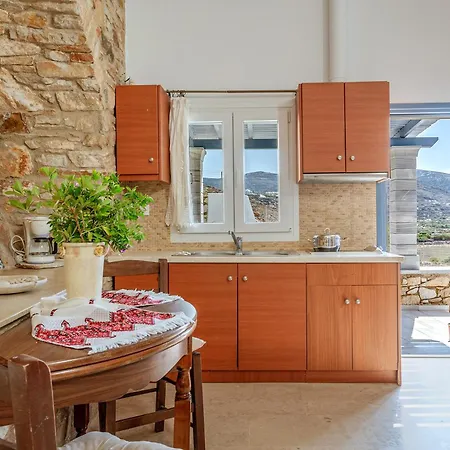 Vrahos Tinos Apartment