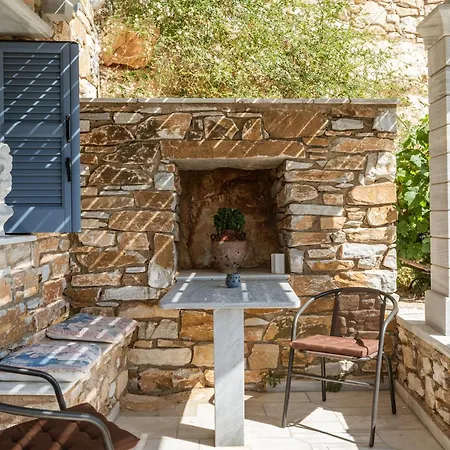 Apartment Vrahos Tinos *